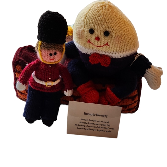 Handmade Vintage Humpty Dumpty Plush Set - Picture 4 of 4